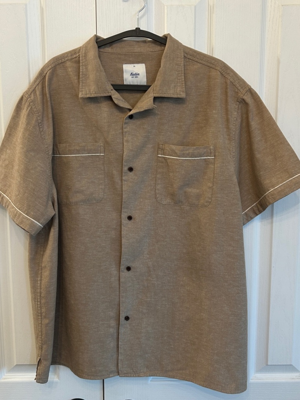 Katin 100% Cotton Button Down Shirt Brown XL Short Sleeve EUC